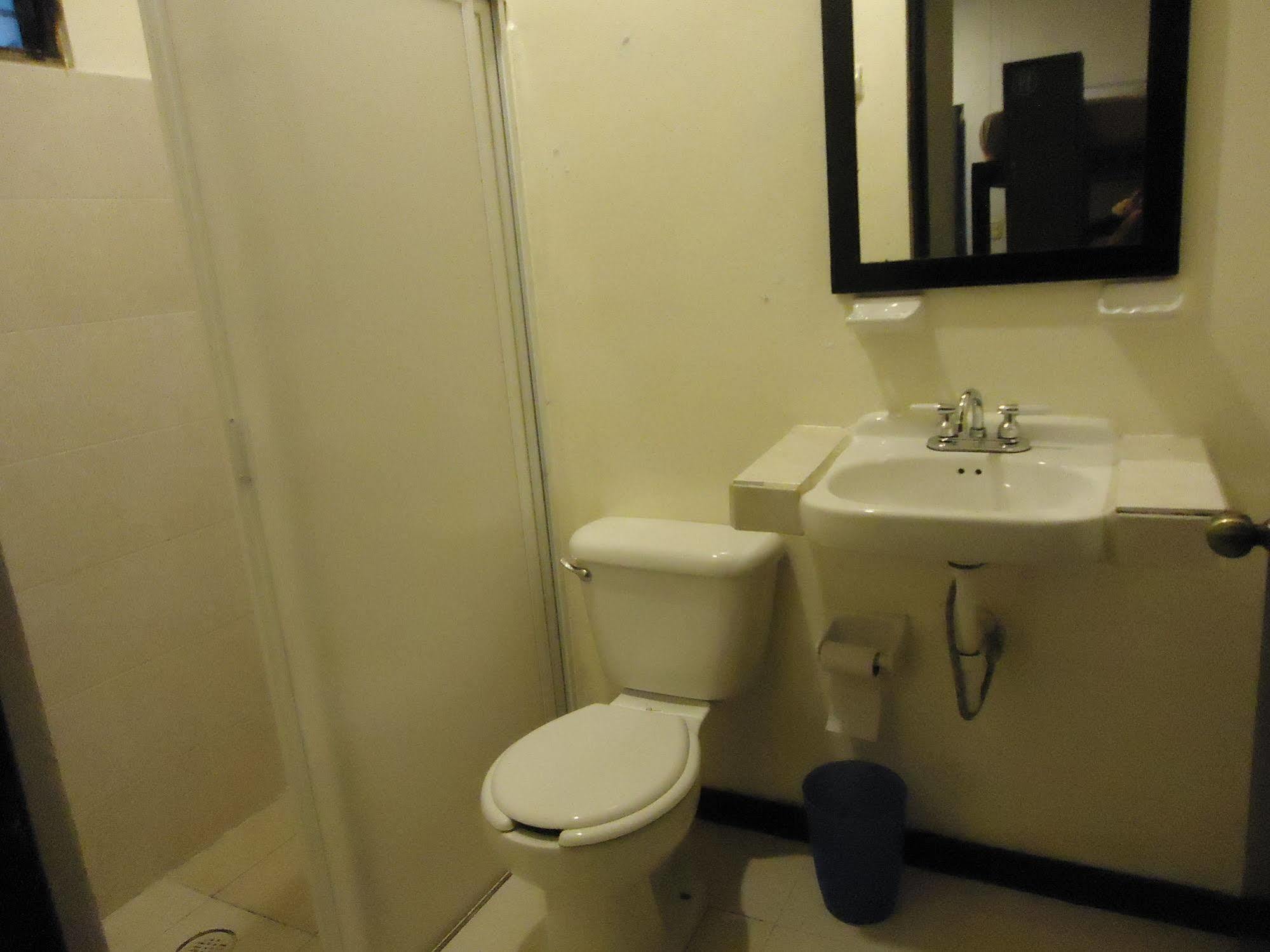 Humble Bumble Hostel Playa del Carmen Exterior photo